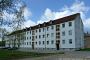 Staffelde, Wohnblock